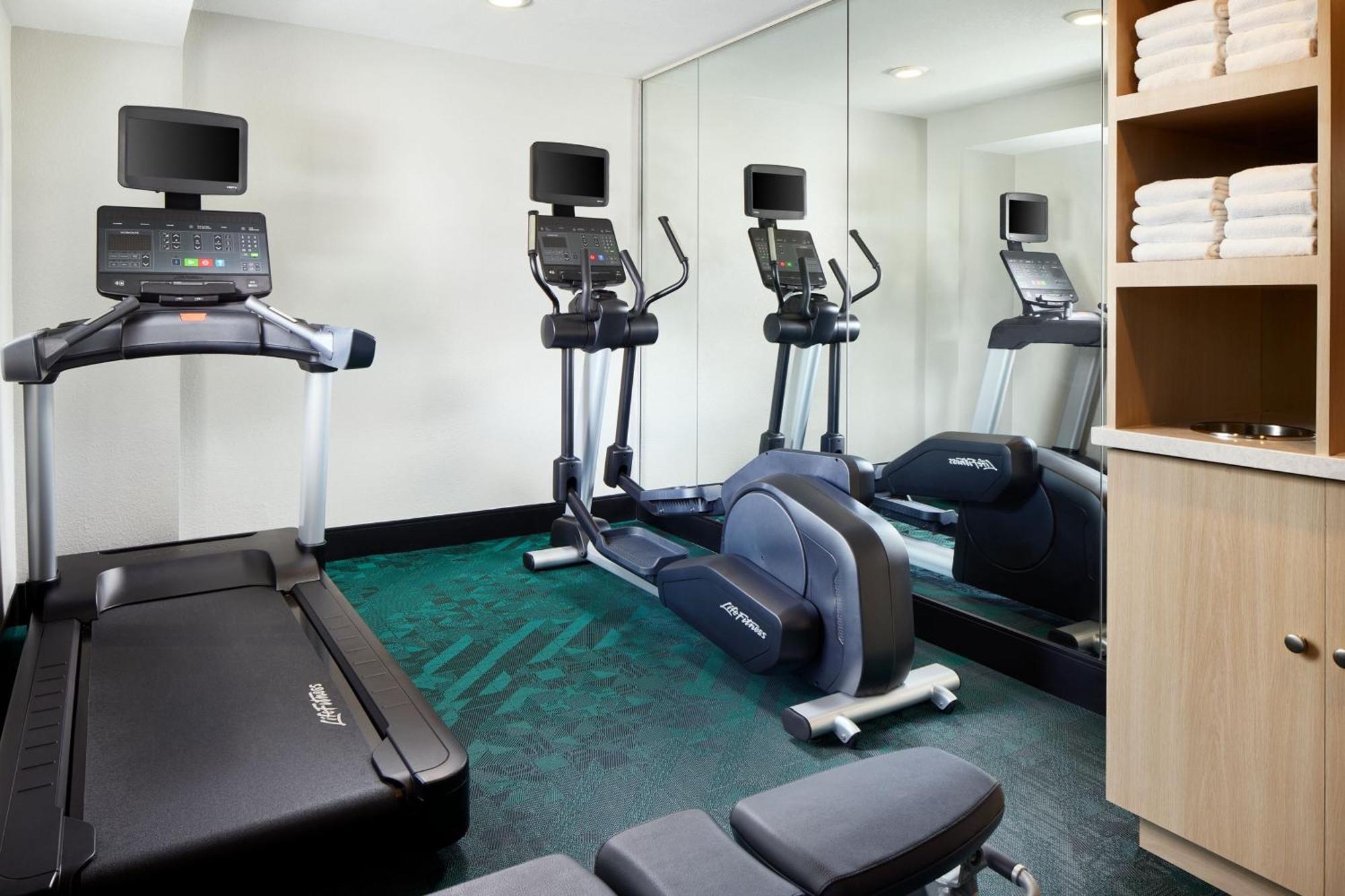 Towneplace Suites Dulles Airport Sterling Eksteriør billede